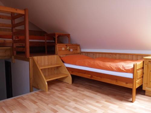 Postel nebo postele na pokoji v ubytování Chalupa Laziště v Posázaví