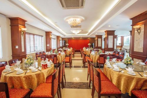 Restaurace v ubytování Muong Thanh Vinh Hotel