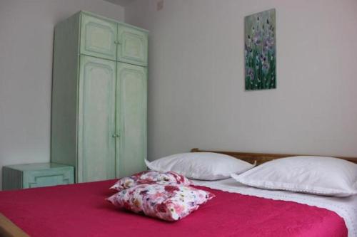 Apartment Maras