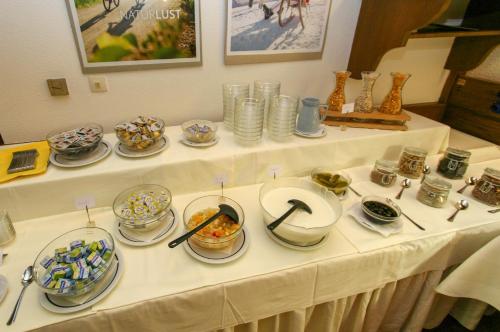 Toit hotelli aladel või selle läheduses