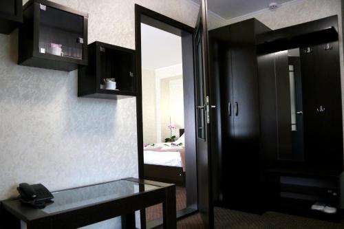 Un baño de Hotel Tourist