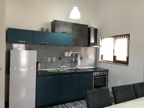 Gallery image of Apartments and Villas Janev in Star Dojran