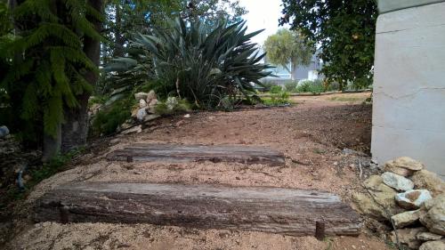  Book Keepers Cottage -  Room  picture :   Tea/Coffee maker    Shower    TV                           