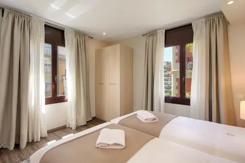 Eixample Building Apartments by Mercedes Heritage photo 50