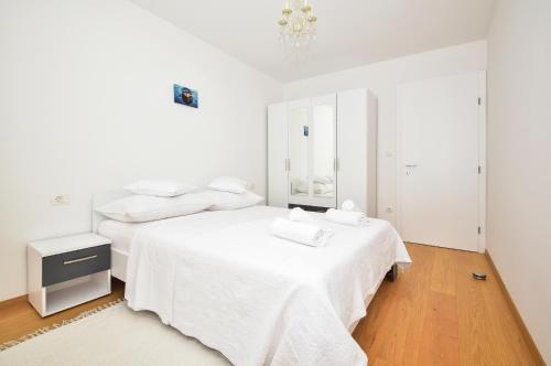 Gallery image of Apartments Evelin in Makarska