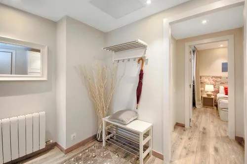 Eixample Building Apartments by Mercedes Heritage photo 24