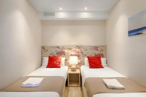 Eixample Building Apartments by Mercedes Heritage photo 45