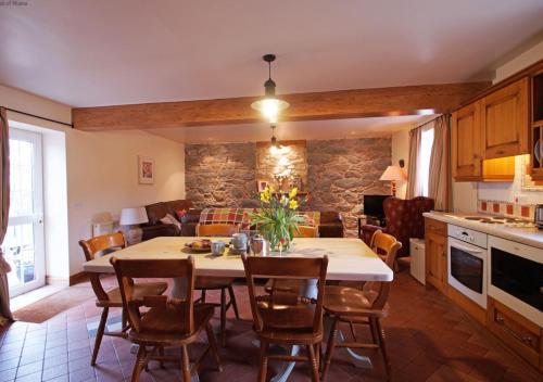 Gallery image of Bythynnod Sarn Group Cottages in Sarn