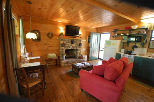 Foto de la galería de Mountain Springs Cabins en Candler