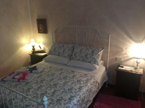 Giường trong phòng chung tại Villaspino