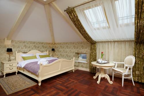 Vintage Boutique Hotel — Photo of the whole room