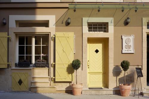 Vintage Boutique Hotel — Facade/entrance