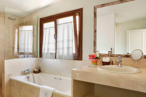 A bathroom at Hotel Nabia