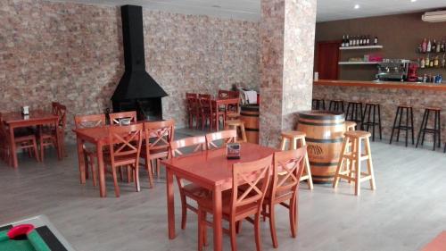 Ο χώρος του lounge ή του μπαρ στο Camping La Ribera Salada