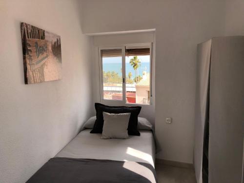 Voodi või voodid majutusasutuse Casa Con Preciosas Vistas A La Playa Del Postiguet toas
