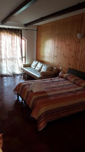 ロナートにあるAgriturismo Mulino Biancoのギャラリーの写真