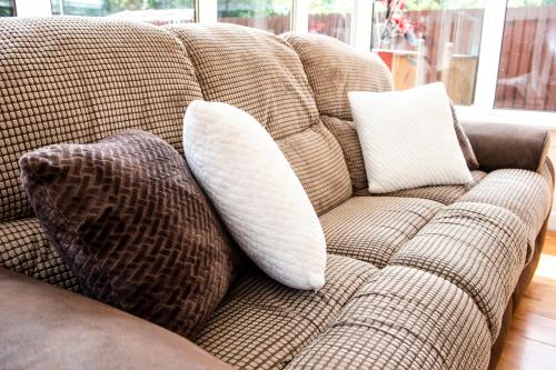 Ruang duduk di No.17 Serviced Apartment