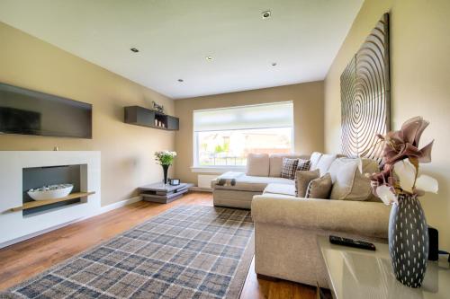 Ruang duduk di No.17 Serviced Apartment