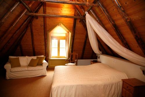 Llit o llits en una habitació de Stadspaleis Hotel & Restaurant OldRuitenborgh