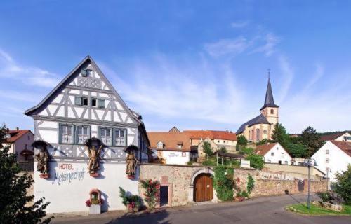 Hotel Meisnerhof builder 1