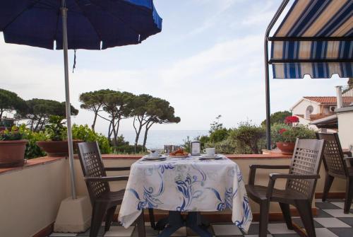Foto dalla galleria di Hotel Da Italo a Seccheto