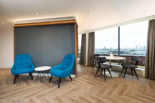 Roomzzz London Stratford photo 25
