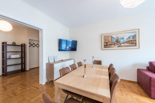 Athens Crown Paradise Apartments