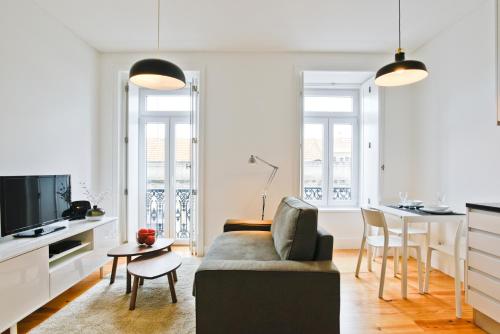 BmyGuest - Arroios Cosy Apartment