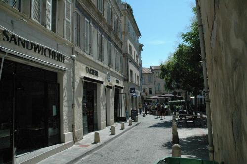 Studio de la Croix avignon centre