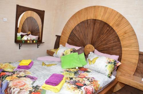 Ein Bett oder Betten in einem Zimmer der Unterkunft Kruna apartmani