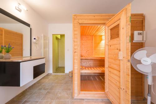Koupelna v ubytování Apartments Villa Elena