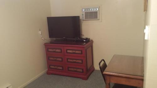 Badlands Hotel & Campground – Photos 3