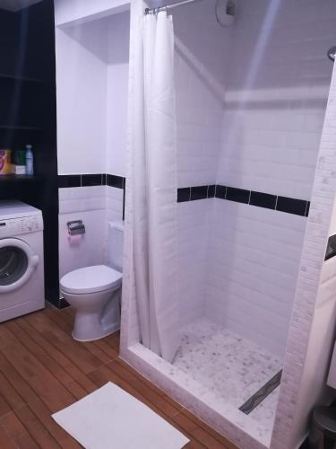 high standing apart 55m2 - reserved parking - 1 room