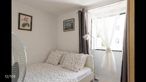 Penthouse Magnificent River view in Alfama