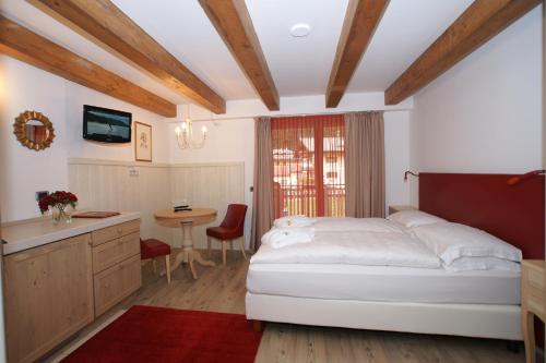 Gallery image of Hotel Resort Al Sole in Canazei