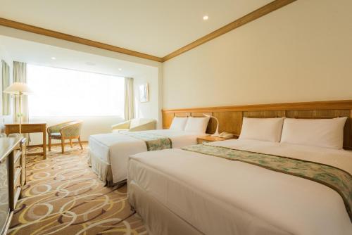 台南大飯店房間的床