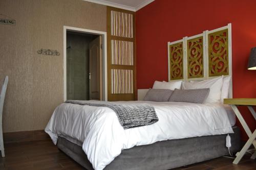 Letto o letti in una camera di Silverstone Guesthouse