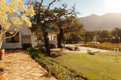 Φωτογραφία από το άλμπουμ του Rickety Bridge Manor House σε Franschhoek