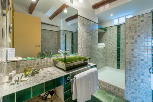 Koupelna v ubytování Hotel Cal Llop