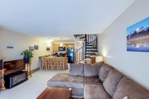Brighton Condo #209 – Photos 2