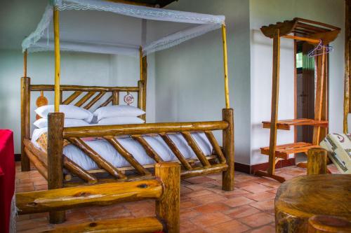 Gallery image of Queen Elizabeth PVT Lodge in Kichwamba