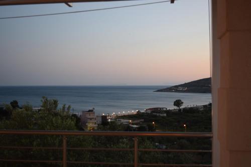 a view of the ocean from a balcony at Belvedere Adriatica in Qeparo