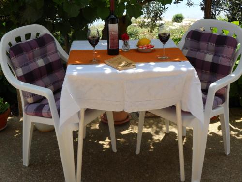 Gallery image of Adrian's Apartments & Winery in Lumbarda