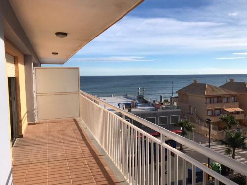 A general sea view or a sea view taken from Az apartmant