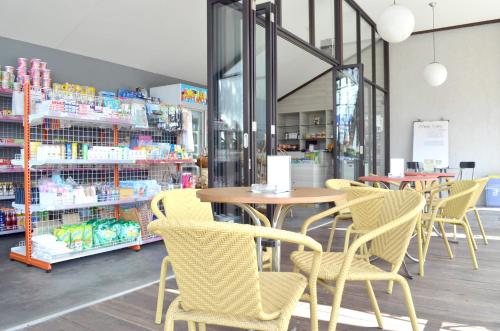 Imagen de la galería de Gumilang Regency Hotel, en Bandung
