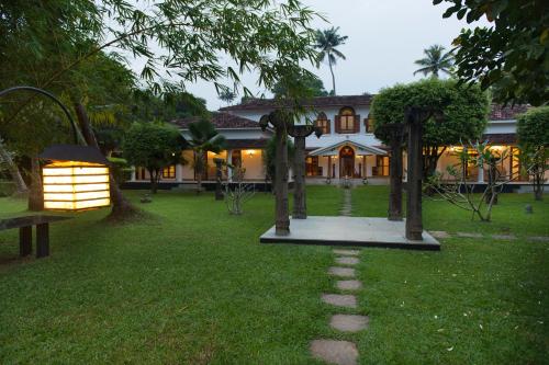 Jardín al aire libre en Purity at Lake Vembanad