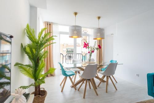 Stunning Spacious City Apartment with free parking