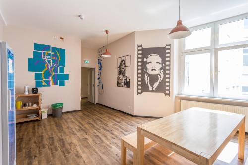 Sunflower Hostel Berlin Image