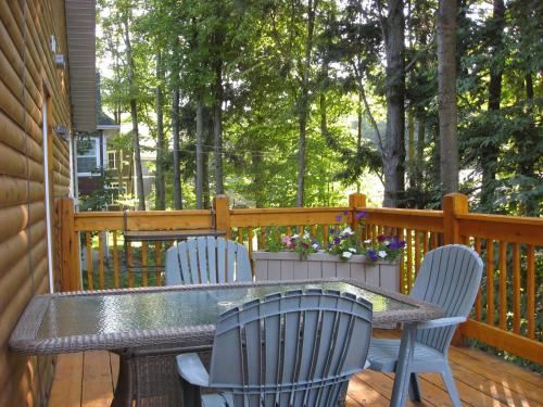 Ein Garten an der Unterkunft Le Gite A Margot