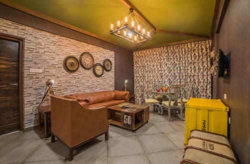 Un lugar para sentarse en Ramoji Film City- Sitara Luxury Hotel
